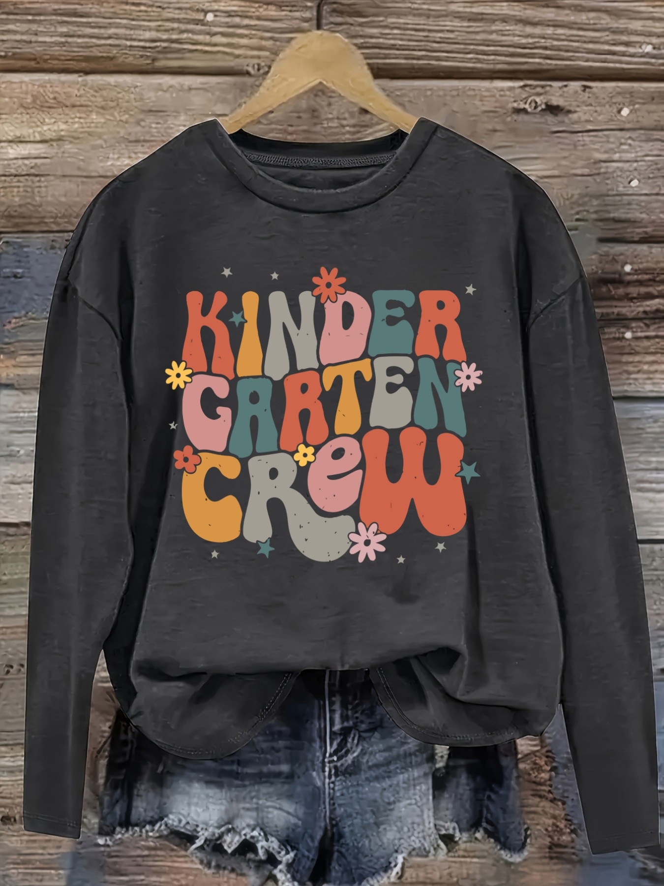 여성 캐주얼 긴소매 크루넥 티셔츠, 유치원 팀 플로럴  - Winter Clothing Kindergarten 리뷰 및 가격