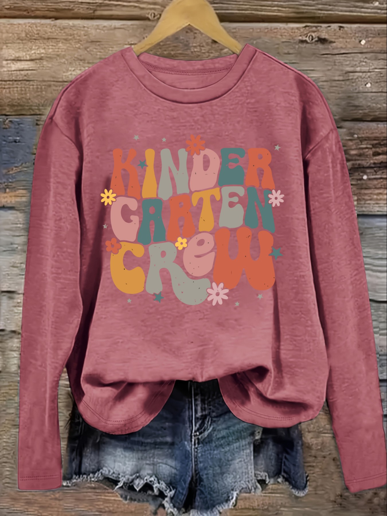 여성 캐주얼 긴소매 크루넥 티셔츠, 유치원 팀 플로럴  - Winter Clothing Kindergarten 리뷰 및 가격